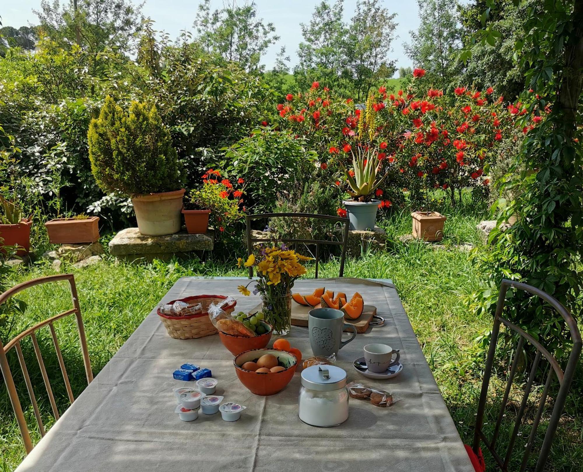 Poggio La Luna - La Casa Nel Vigneto Montemerano Exterior foto